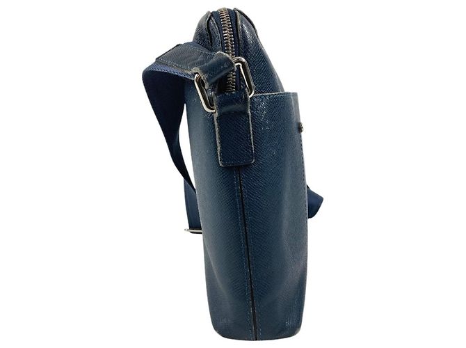Borsa a tracolla Louis Vuitton Taiga Grigori Blu - vista 4