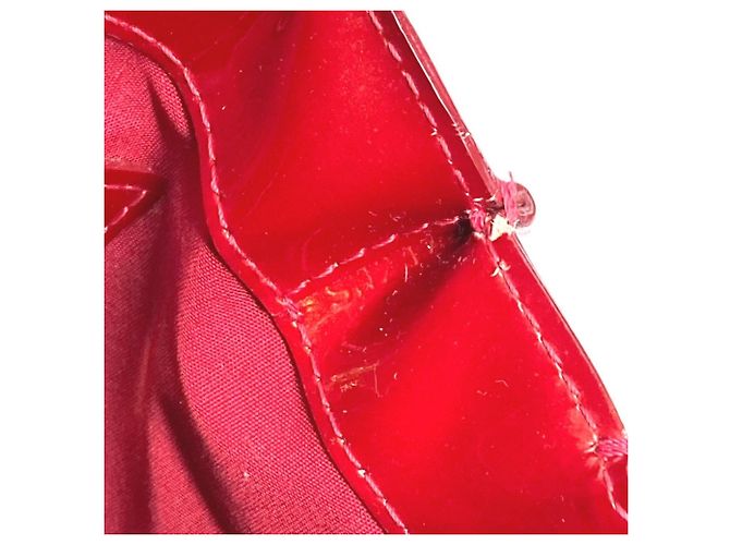 Borsa Louis Vuitton Monogram Vernis Wilshire PM Rosso - vista 12