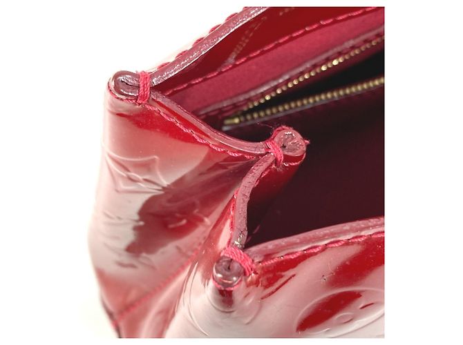 Borsa Louis Vuitton Monogram Vernis Wilshire PM Rosso - vista 13