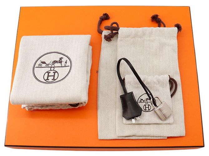 Borsa Hermès Kelly PM in pelle Evergrain nera Nero - vista 15
