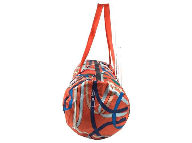 Hermès Borsa Duffle 44 HERMES Cavalcadour Airsilk Arancione - vista 3