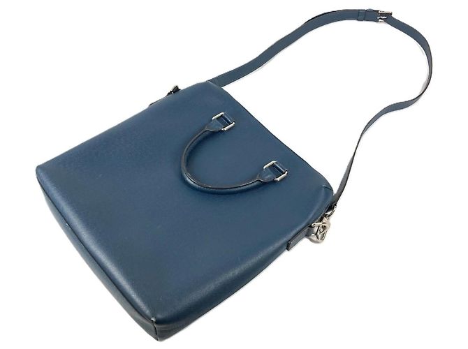 Borsa verticale Taiga Grigori M30213 di Louis Vuitton Blu - vista 17