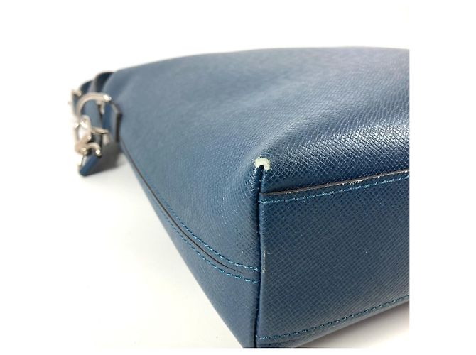 Borsa verticale Taiga Grigori M30213 di Louis Vuitton Blu - vista 7