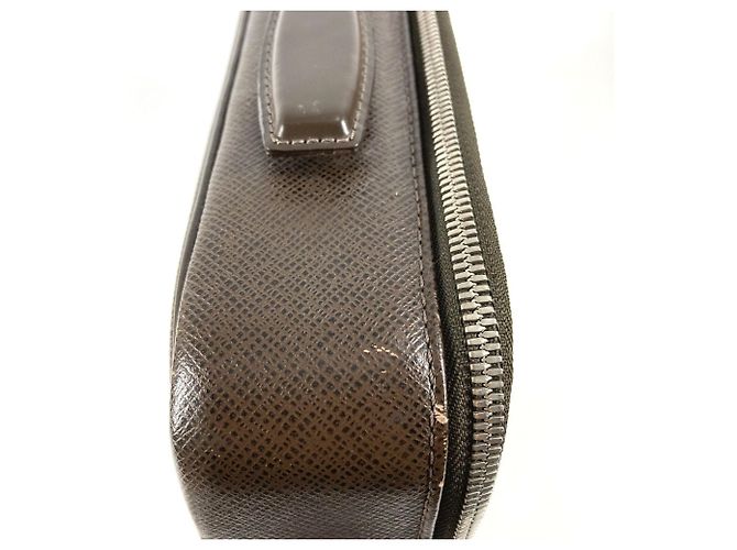 Louis Vuitton Taiga Odessa Tragetasche Braun - Ansicht 17