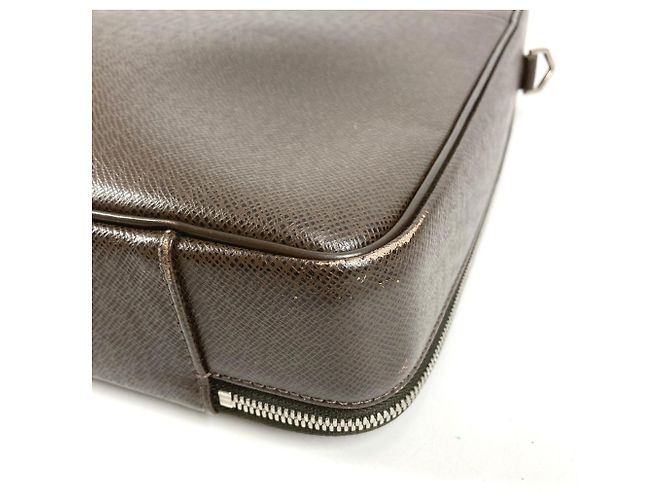 Louis Vuitton Taiga Odessa Tragetasche Braun - Ansicht 8