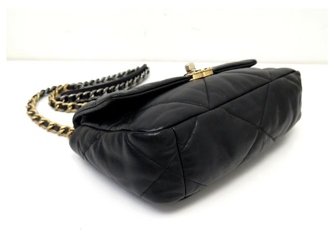BORSA CHANEL 19 AS1160 IN PELLE NERA LOGO CC BORSA A SPALLA Nero - vista 3