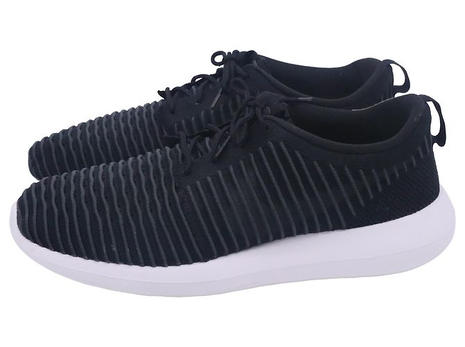 Sneakers Nike Roshe Two Flyknit in Nylon Nero - vista 4