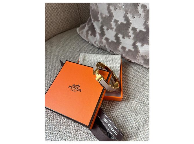 Bracelet Hermès Clic H - Neuf avec étiquette - Or & Émail Marron Glacé (Beige/Taupe) - vue 6