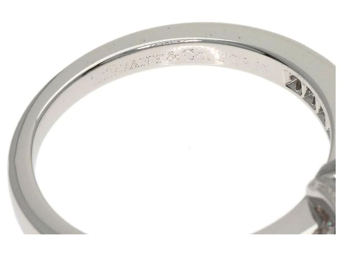 Anello in diamante Ribbon di Tiffany & Co. - vista 5