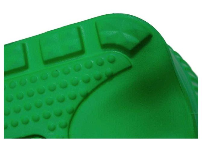 Borsa a Spalla in Gomma Verde Balenciaga - vista 17