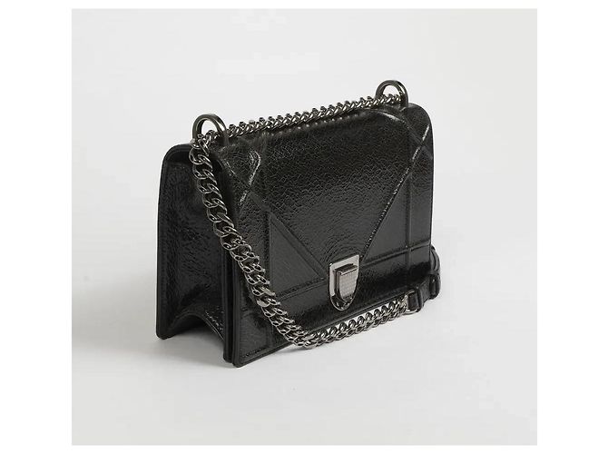 Borsa Dior Diorama Media in pelle nera craquelé Nero - vista 2
