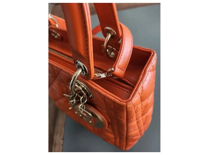 Lady Dior Dior Lady Large Handtasche aus orangefarbenem Cannage-Leder - Ansicht 10