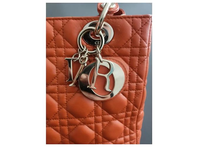 Lady Dior Dior Lady Large Handtasche aus orangefarbenem Cannage-Leder - Ansicht 12