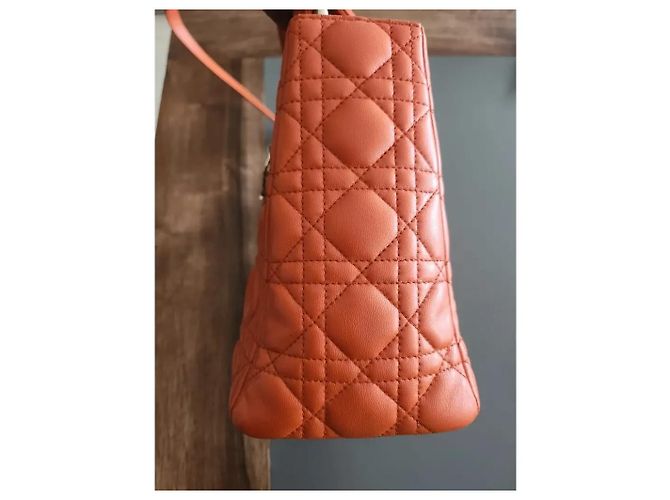 Lady Dior Dior Lady Large Handtasche aus orangefarbenem Cannage-Leder - Ansicht 9