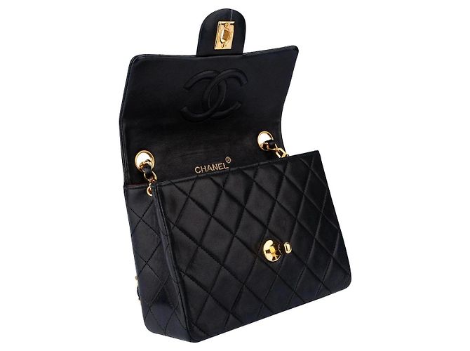 Borsa a tracolla Chanel Classique in pelle nera Nero - vista 2