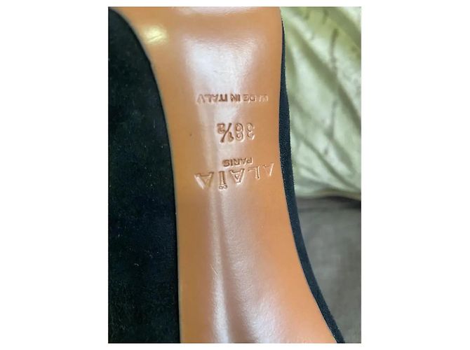 Stivaletti Alaïa in suede nero - vista 6