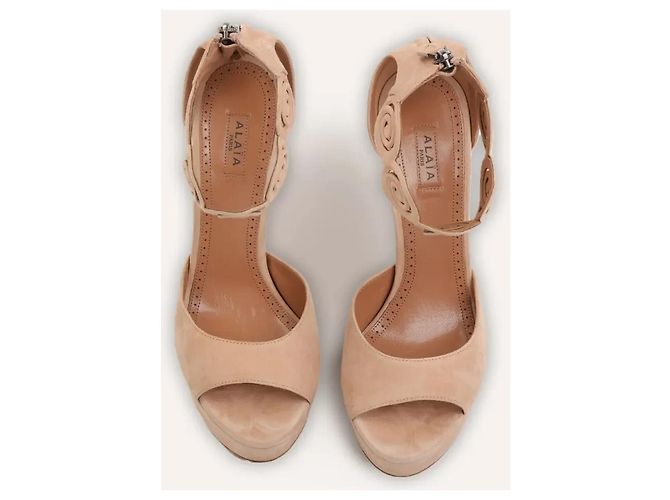 Sandali con platform Alaïa in suede rosa - vista 3