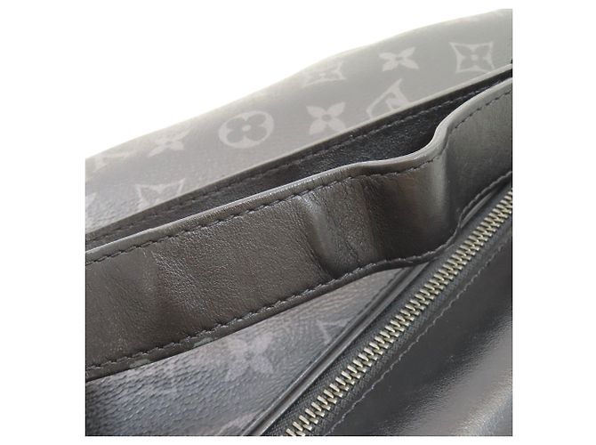 Louis Vuitton Monogram Eclipse Umhängetasche Schwarz - Ansicht 14