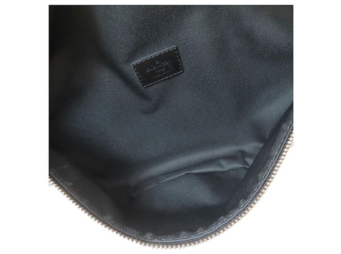 Louis Vuitton Monogram Eclipse Umhängetasche Schwarz - Ansicht 5