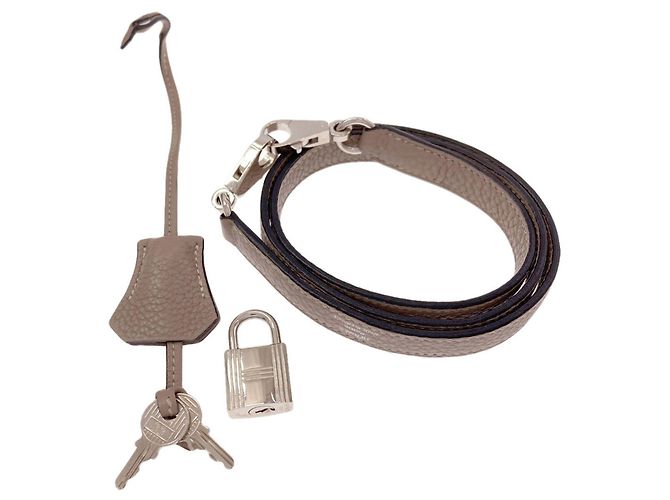 Hermès Bolide 31 Handtasche in Tourterelle - Ansicht 8