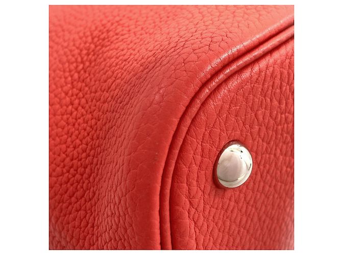 Hermès Hermes Bolide 31 Handbag in Red - view 19
