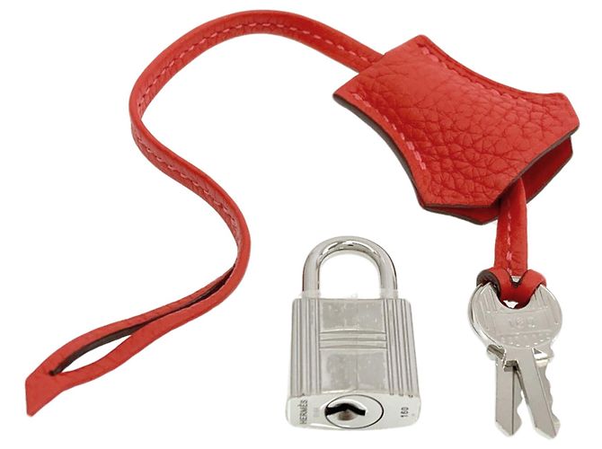 Hermès Hermes Bolide 31 Handbag in Red - view 9