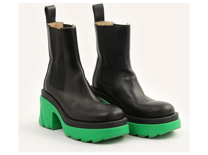 Bottega Veneta Flash Chelsea Boots Schwarzes Leder - Ansicht 2