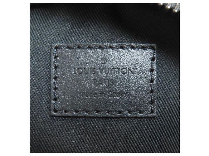 Borsa a Spalla Monogram Shadow Louis Vuitton Nero - vista 6
