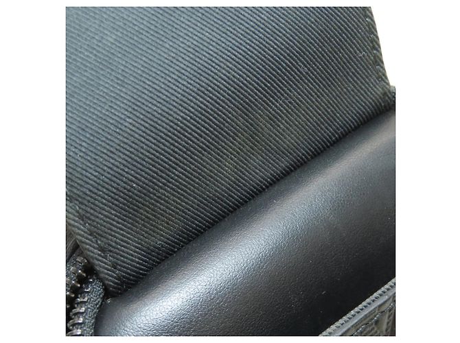 Borsa a Spalla Monogram Shadow Louis Vuitton Nero - vista 9