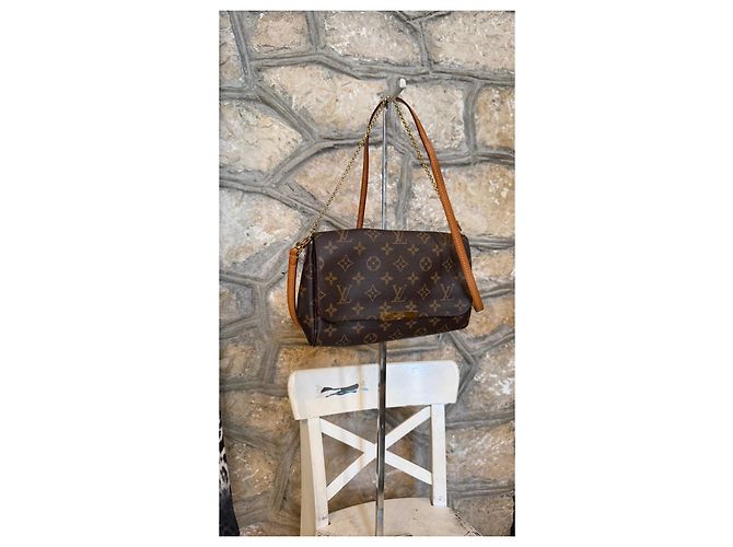 Borsa Louis Vuitton Monogram Favorite PM Marrone Monogramma - vista 18