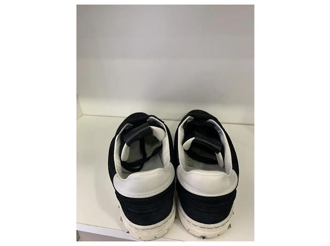 Sneakers Flycrew Valentino Garavani scamosciato nero - vista 3