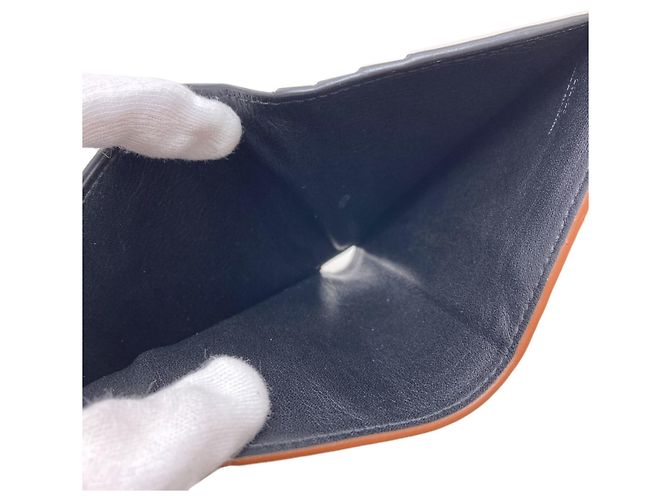 Billetera de cuero bi-fold Anagram Loewe Negro - vista 6