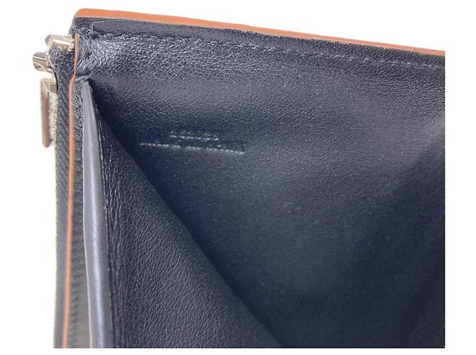 Billetera de cuero bi-fold Anagram Loewe Negro - vista 8