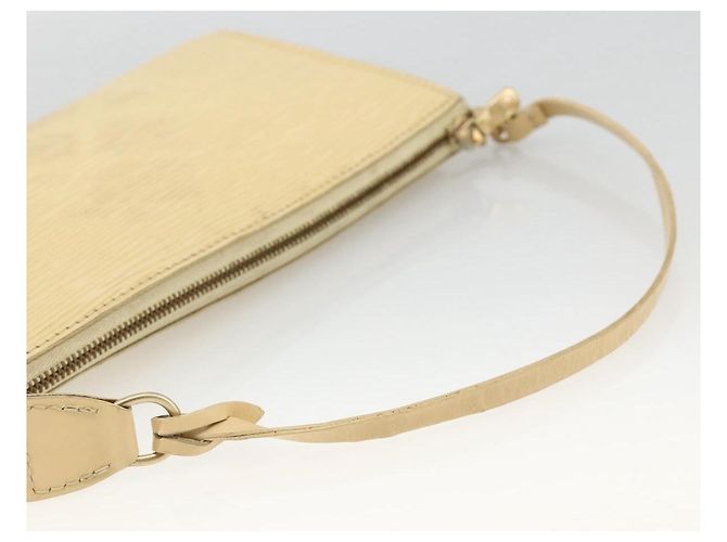 LOUIS VUITTON Pochette Accesorios Epi Vainilla M5294A LV Auth ka3515 - vista 7