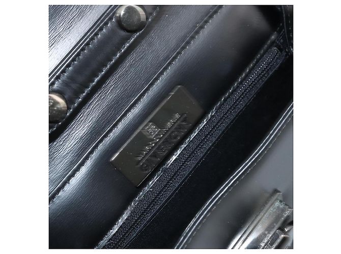Borsa a mano GIVENCHY in pelle 2 vie nera Auth hk3584 Nero - vista 19