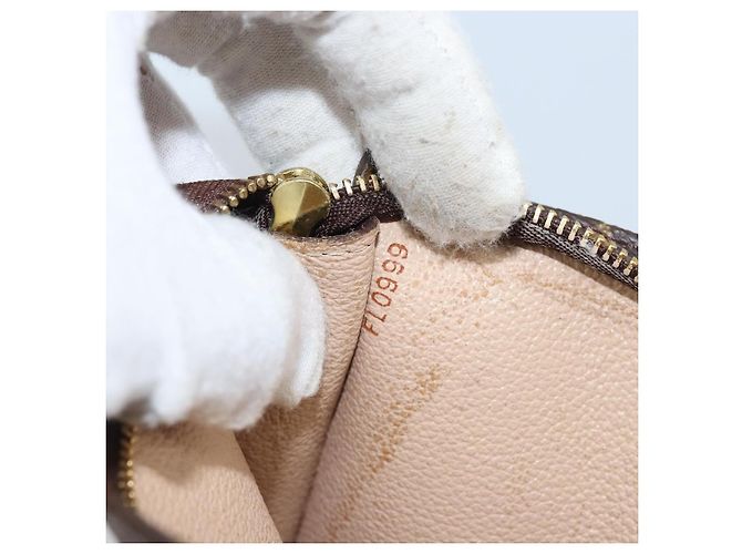 LOUIS VUITTON Pochette Bucket Monogram GM Accessorio LV Auth BAZ319 Monogramma - vista 12