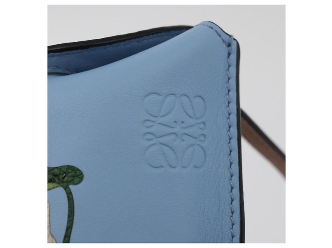 LOEWE LOEWE �~ Studio Ghibli Il Mio Vicino Totoro Pochette in Pelle Blu Auth 167190SM Blu chiaro - vista 20