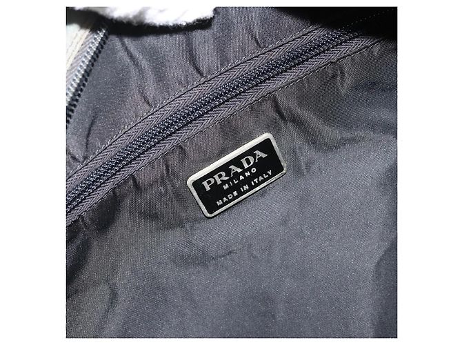 PRADA Sport Schultertasche aus grauem Nylon mit silberner Authentizität 174086 Braun - Ansicht 23