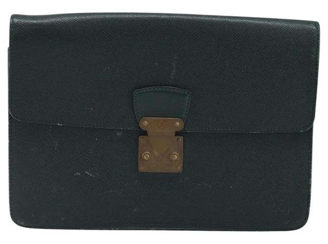 LOUIS VUITTON Taiga Pochette Kourad Clutch Bag Epicea M30194 LV Auth BAZ285 - view 13