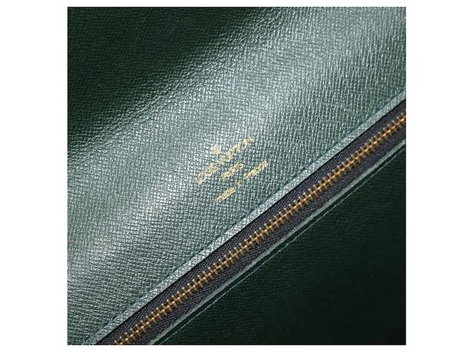 LOUIS VUITTON Taiga Pochette Kourad Clutch Bag Epicea M30194 LV Auth BAZ285 - view 18