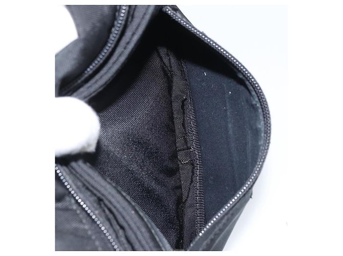 Borsa Body BALENCIAGA in nylon nero 482389 Auth BA11367 - vista 23