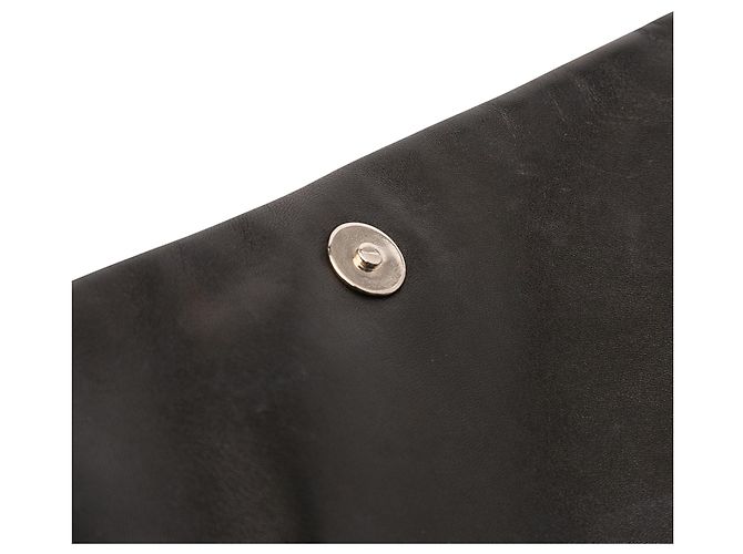 Chanel Matelassé Metallico Distressed Pelle d'Agnello CC Cristallo con Patta Nero - vista 8