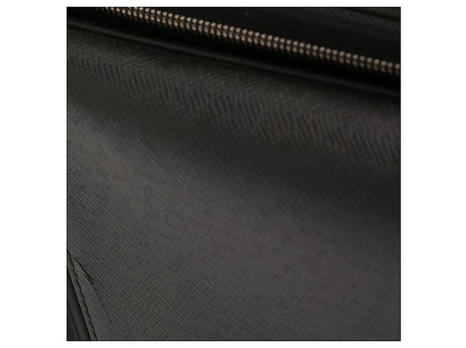Louis Vuitton Taiga Pegase 55 Nero - vista 12