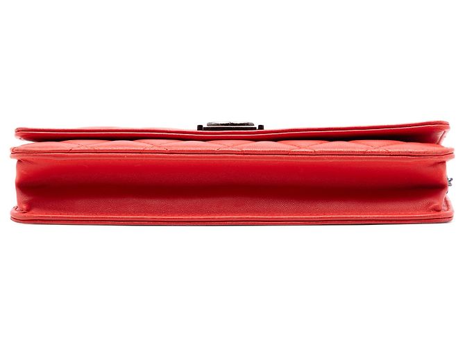 Chanel Matelassé Lammleder Boy Geldbörse mit Kette Rot - Ansicht 3