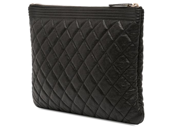 Chanel Medium Matelassé Caviar Boy O Étui Pochette Nero - vista 2