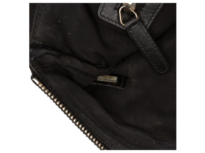 Chanel Medium Matelassé Caviar Boy O Étui Pochette Nero - vista 6