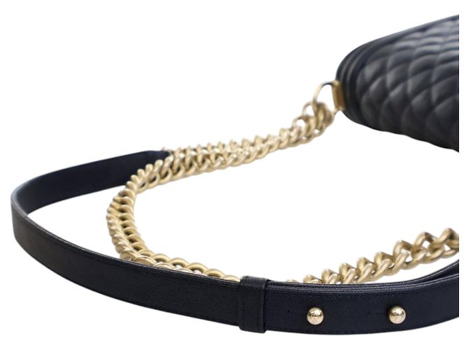 Chanel Old Medium Matelassé Caviar Boy con patta Blu - vista 11