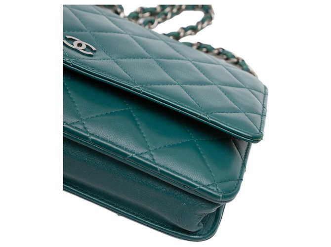 Wallet On Chain Chanel CC Matelassé Lammleder Geldbörse mit Kette Blau - Ansicht 10
