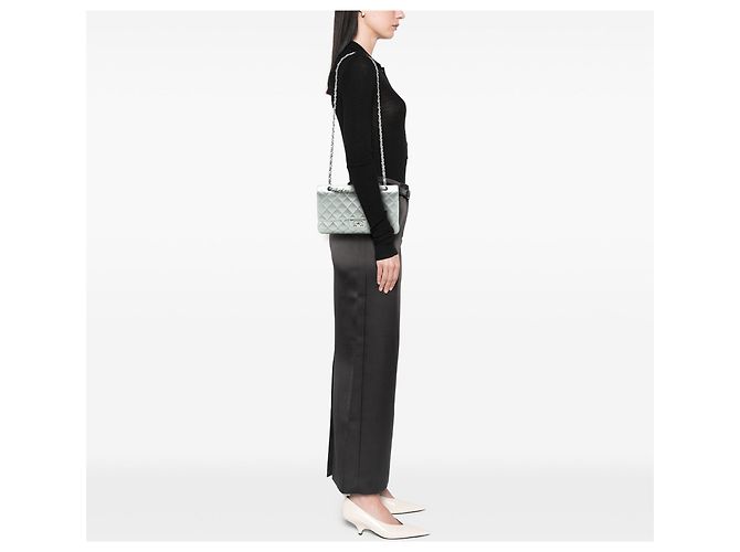 Chanel Medium Classic Metallic Lammleder Doppelverschluss Grün - Ansicht 7