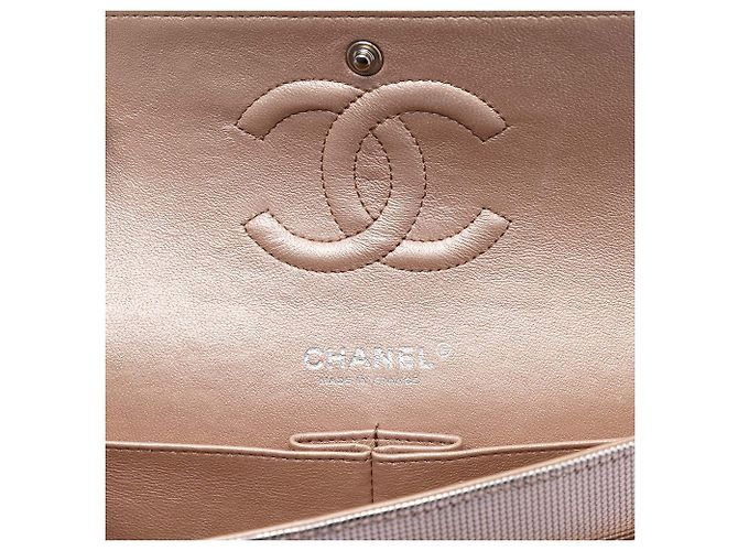 Chanel Medium Classic Cuero de ternera Efecto Pixel Doble solapa Rosa - vista 5